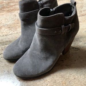 Super cute boots
